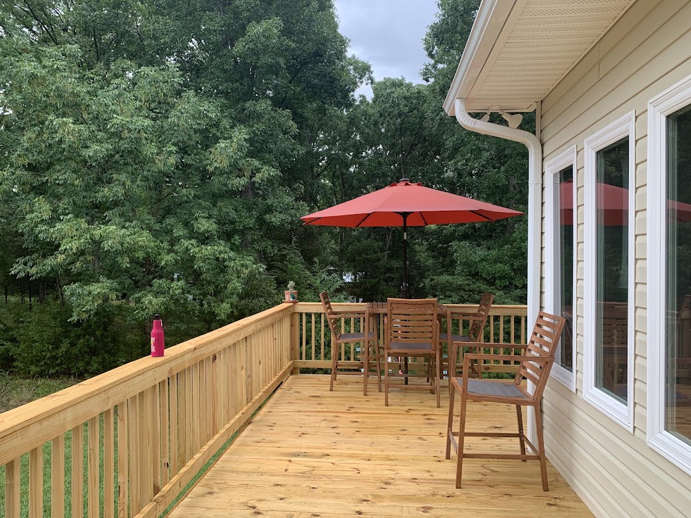 M.R. Decks LLC